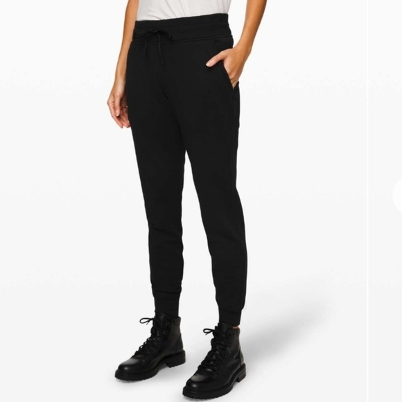 lululemon athletica Pants - Lululemon Warm Down Jogger II